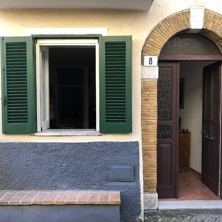 Il Riccio, Valle Roveto Country House Roccavivi Exterior foto